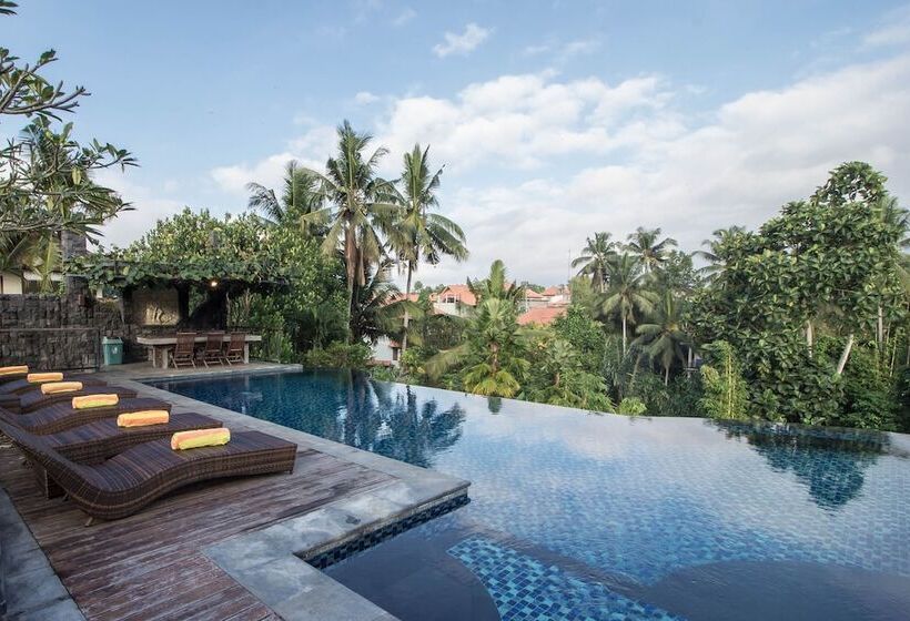 בית מלון כפרי Tirta Arum