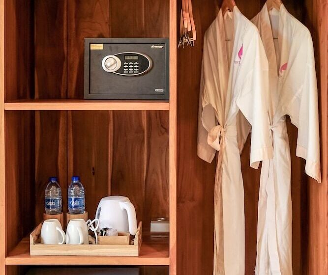 בית מלון כפרי Tirta Arum