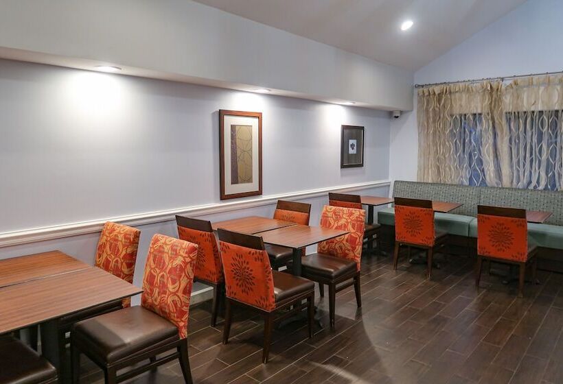 호텔 Tysons Corner Suites, A Baymont By Wyndham