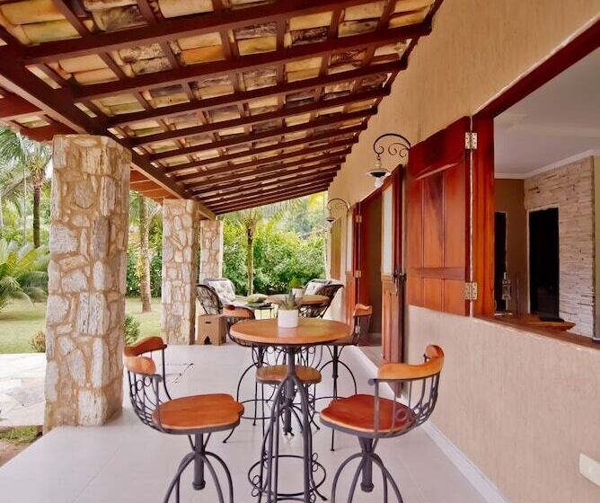 בית מלון כפרי Vila Noah Pousada