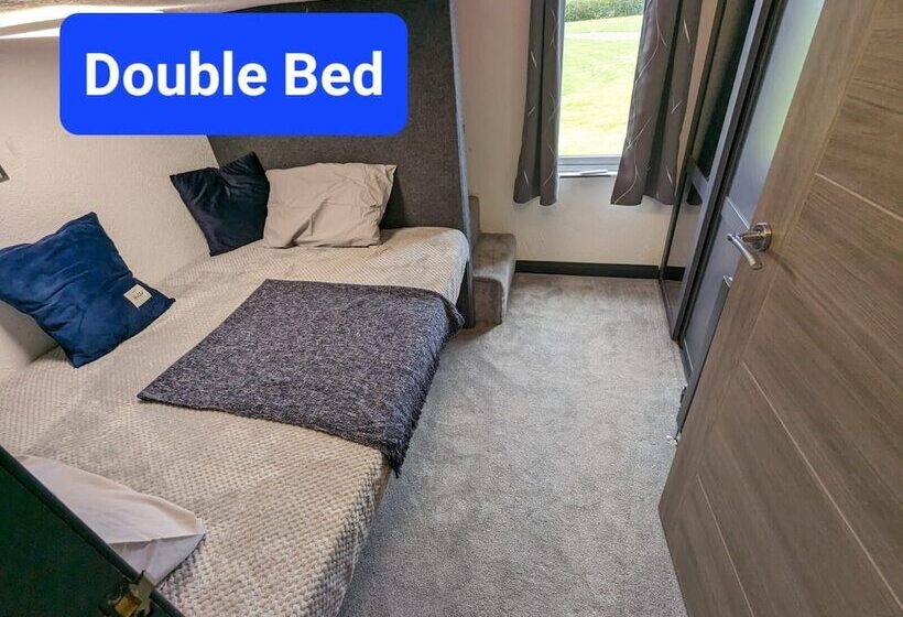 בית מלון כפרי Waterside Lodge   Dog Friendly, Sutton On Sea