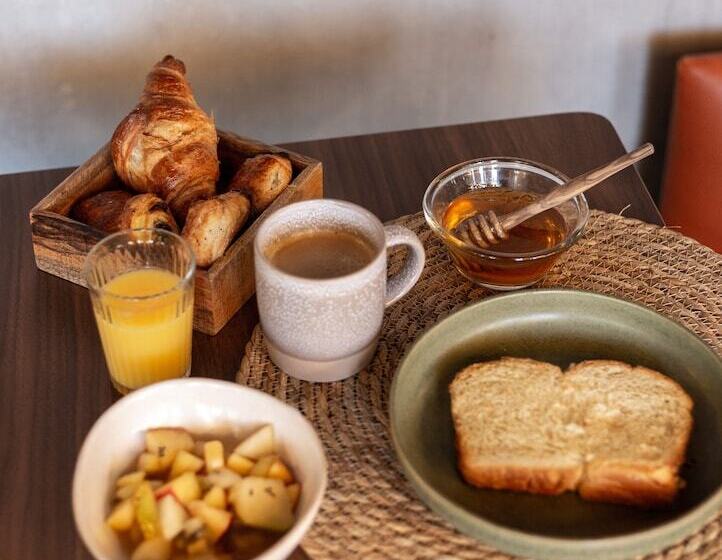 Jost Hotel Montpellier Centre St Roch