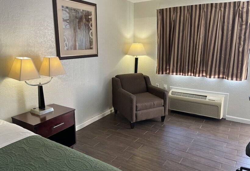 مُتل Del Rio Inn