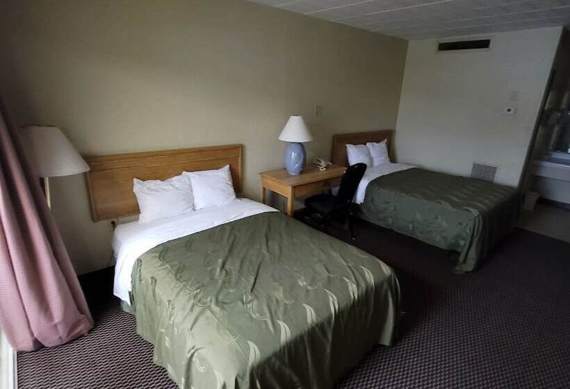 فندق على الطريق Richland Inn