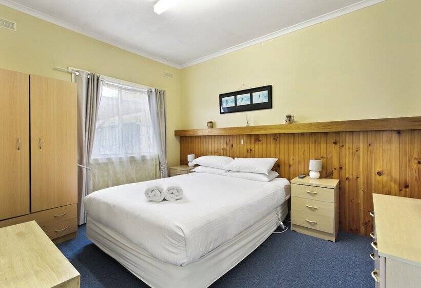 Ocean Bridge Lakes Entrance