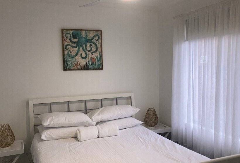 Ocean Bridge Lakes Entrance