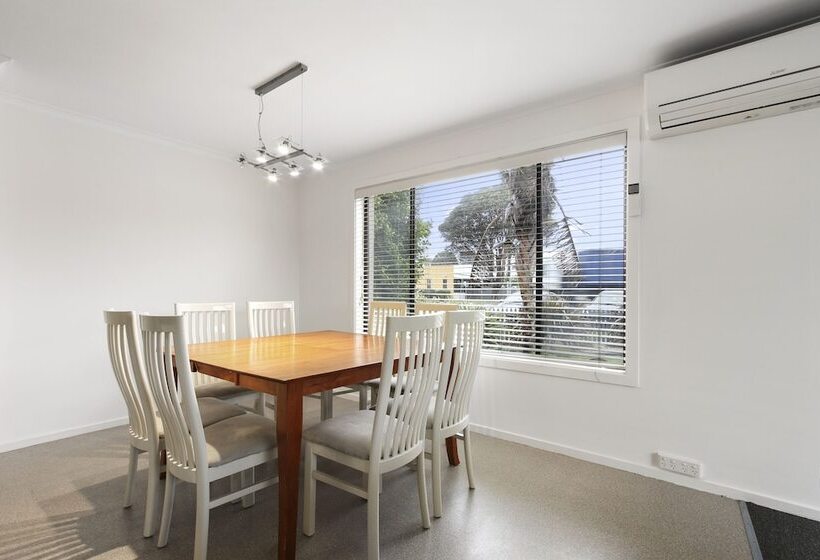 Ocean Bridge Lakes Entrance