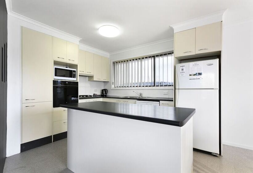 Ocean Bridge Lakes Entrance