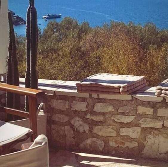 Pelagoo Residence   Amazing Stone House In Kalamos