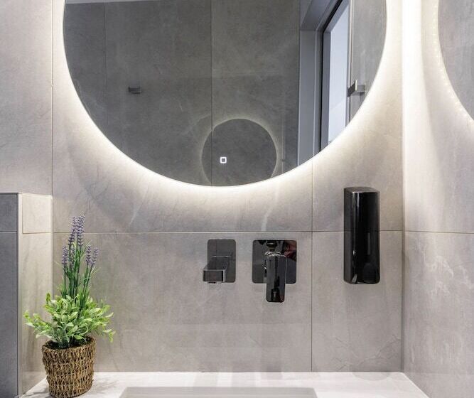 بنسيون Amalthia Luxury Suites