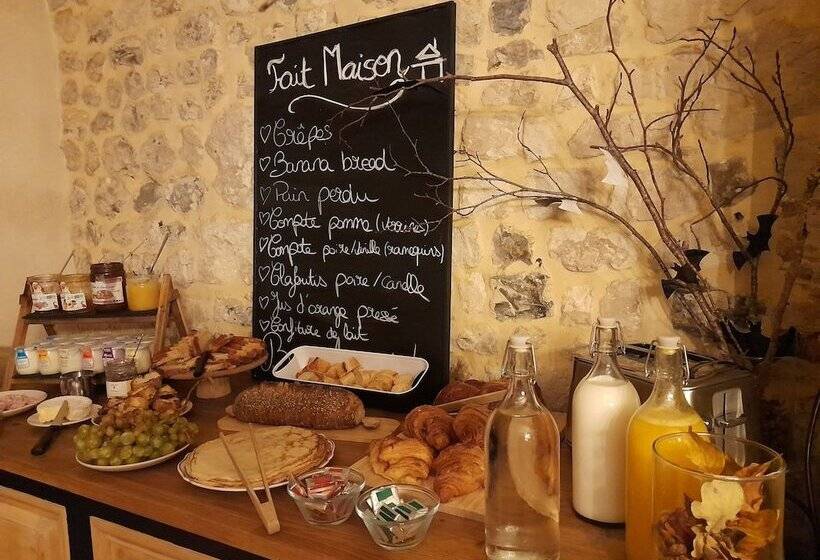 پانسیون L école Des Demoiselles