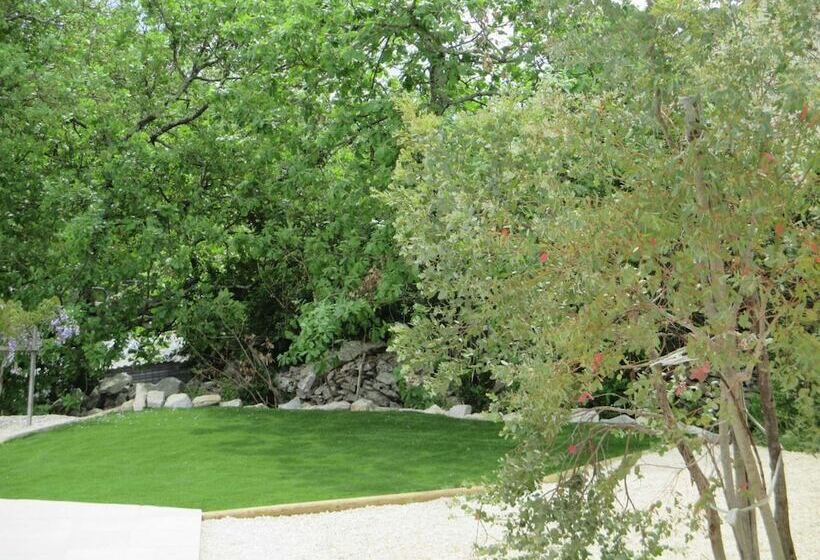 ペンション Le Mas De Molines