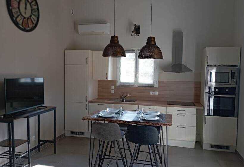 ペンション Le Mas De Molines