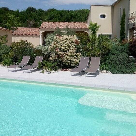 ペンション Le Mas De Molines