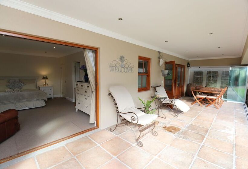 פנסיון Lebonheur