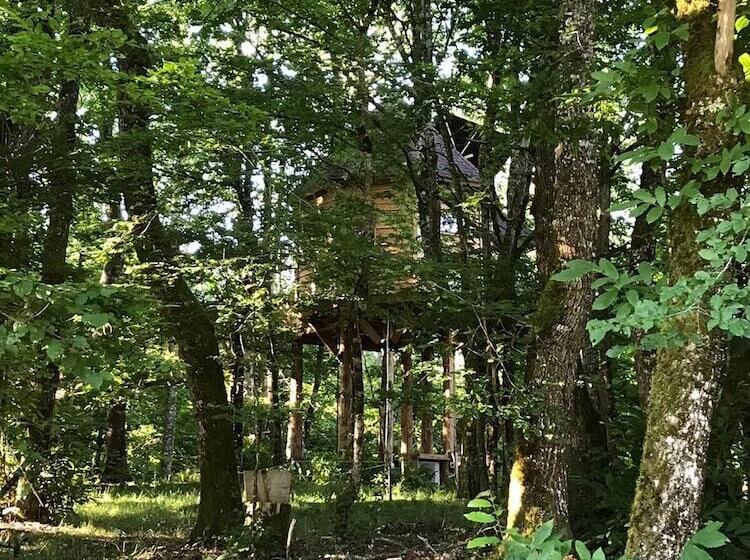 Пансион Les Cabanes Perchées Du Mas Del Bosc