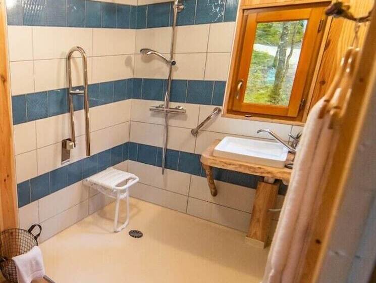 Пансион Les Cabanes Perchées Du Mas Del Bosc