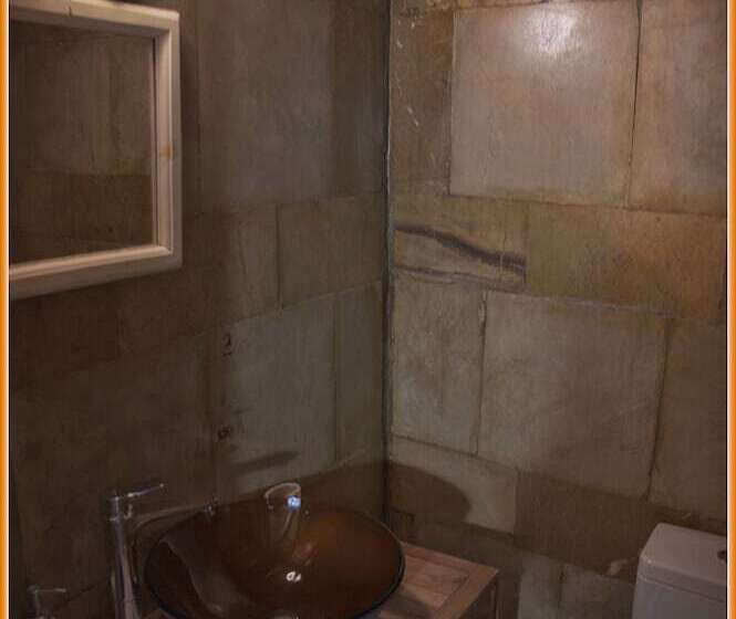 ペンション Menexes Suites Monemvasia