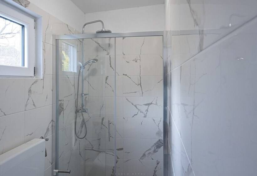 بنسيون Mobile Homes  Kamp Karin