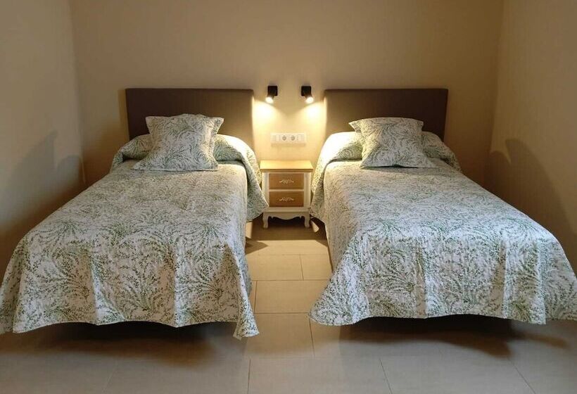 פנסיון O Lar Do Alecrín