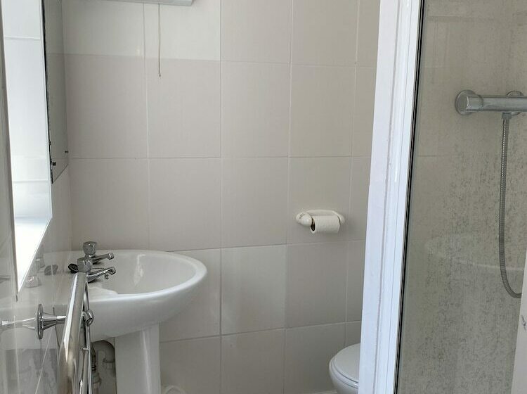 ペンション The Old Palace Guest House