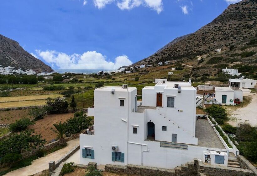 פנסיון Peris Rooms