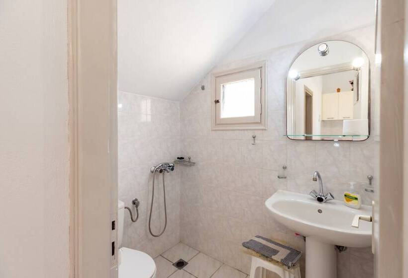 פנסיון Peris Rooms