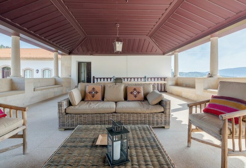 פנסיון Quinta Do Pinhô   Tarouca