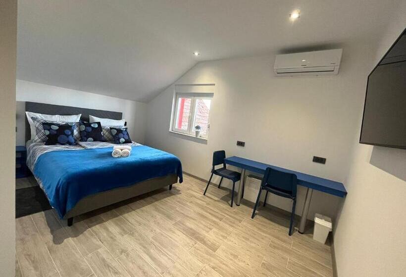 פנסיון Rooms Jelak