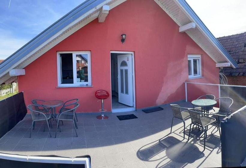 פנסיון Rooms Jelak