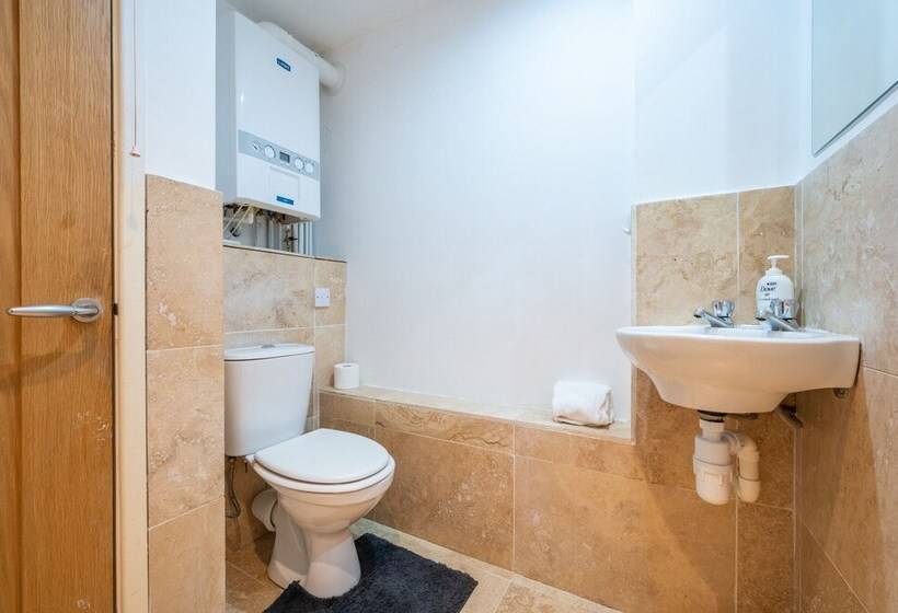 펜션 Tŷ Coch By Tŷ Sa In Wales   Free Parking