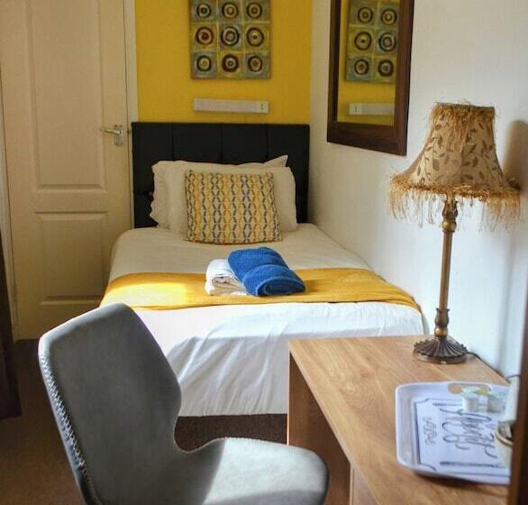 ペンション The Old Palace Guest House