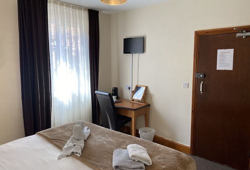 ペンション The Old Palace Guest House