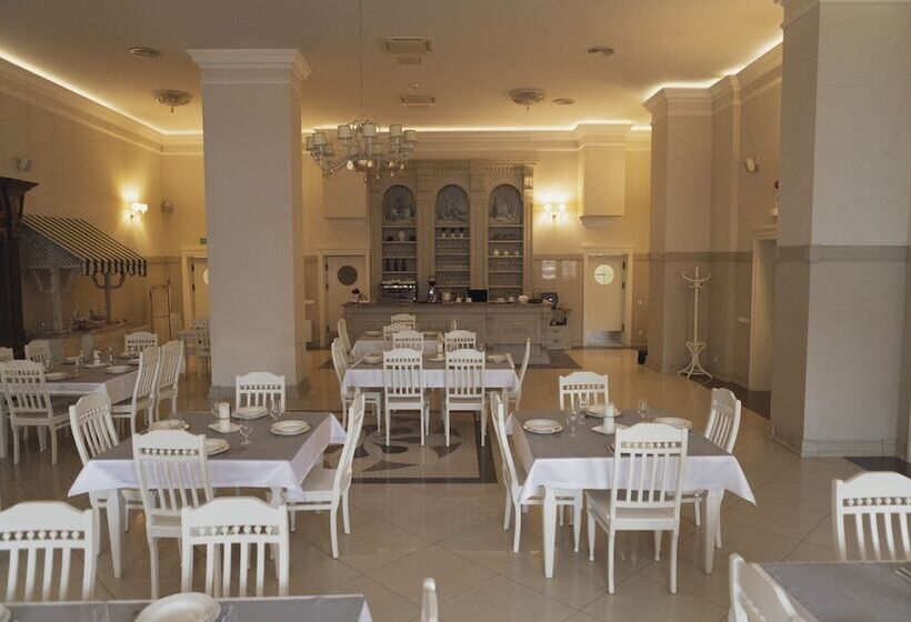 בית מלון כפרי Adler