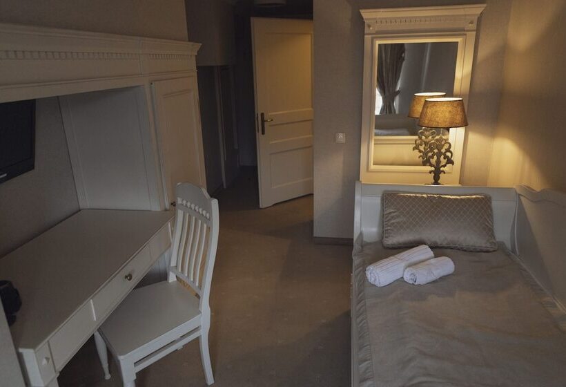 בית מלון כפרי Adler