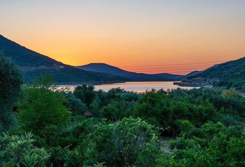 דירת נופש Avdou Village House With Pool