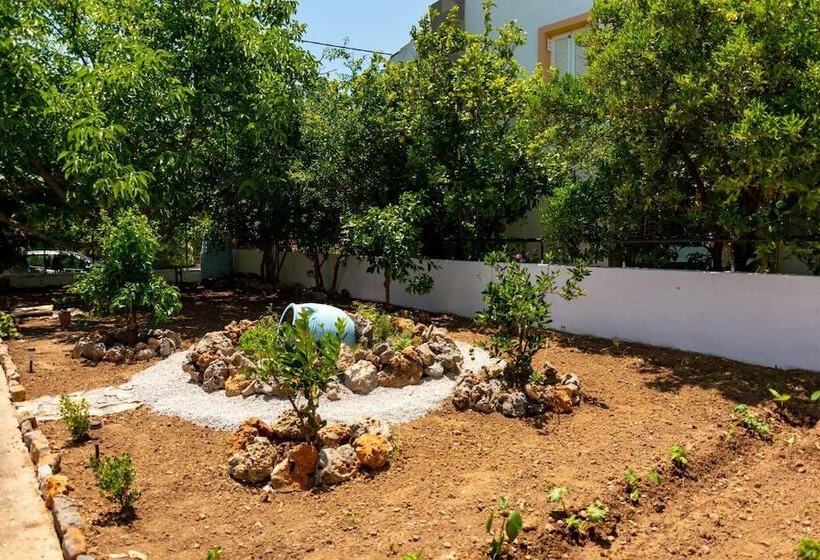 דירת נופש Avdou Village House With Pool