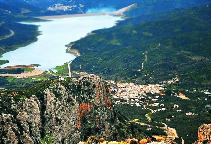 إقامة Avdou Village House With Pool