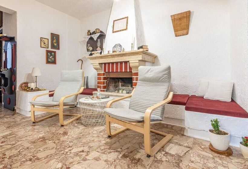 إقامة Avdou Village House With Pool