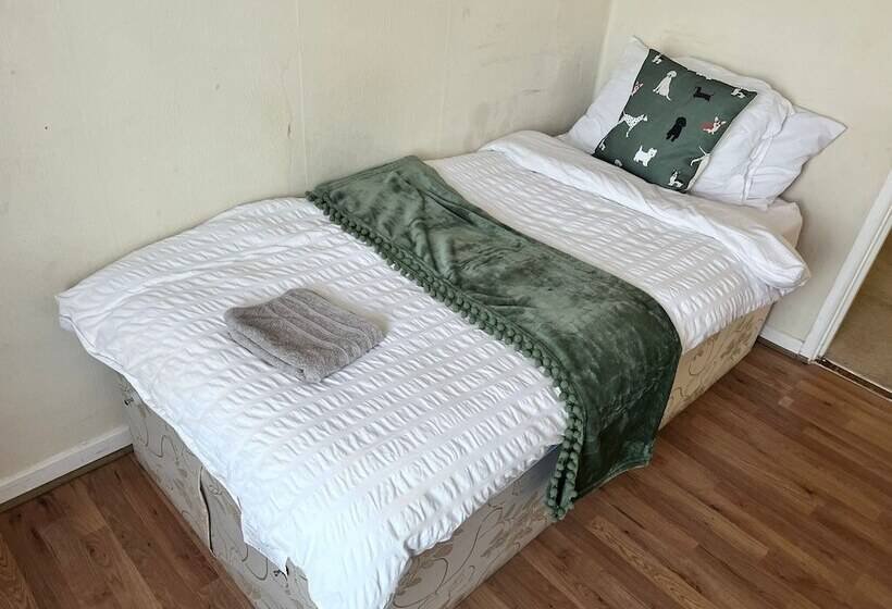 住所 Beautiful 3 Bed House In High Wycombe