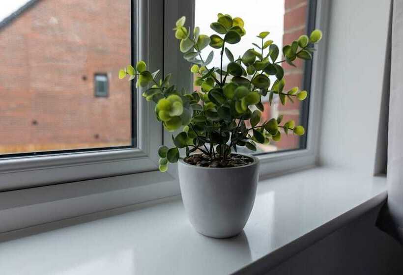 Резиденция Beautiful 4 Bed House 15 Mins To Cardiff & Newport