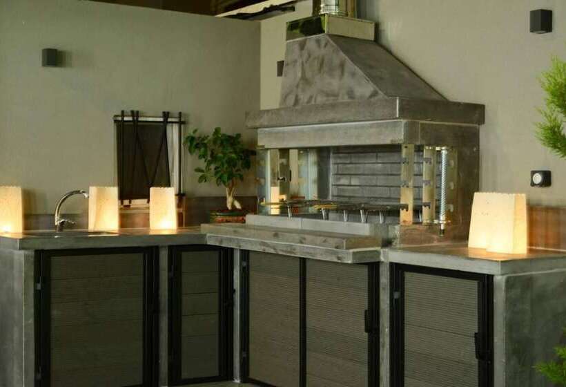 דירת נופש Damona 2br Luxury Home With Garden