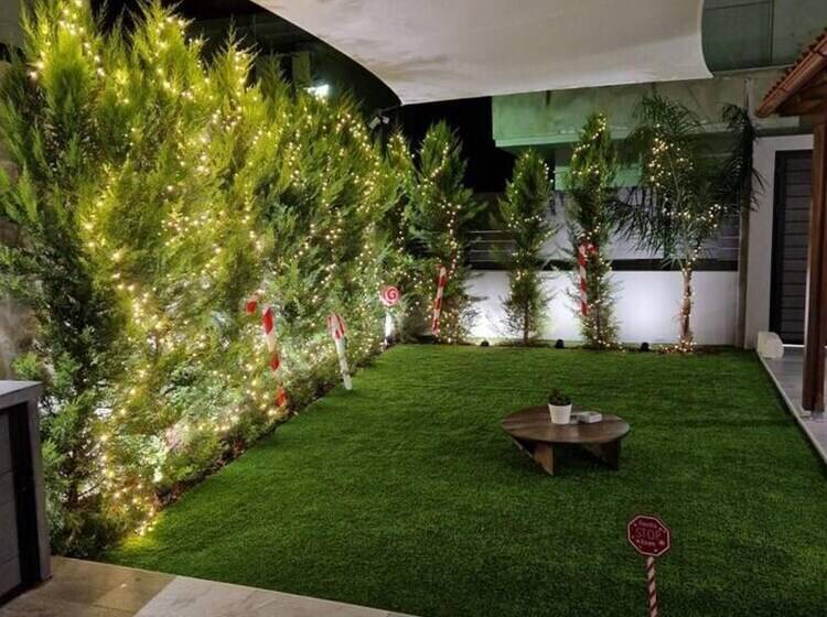 דירת נופש Damona 2br Luxury Home With Garden