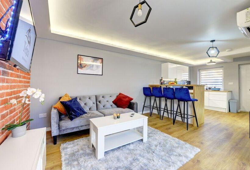 레지던스 Modern 2br House & Private Parking & Kid Friendly