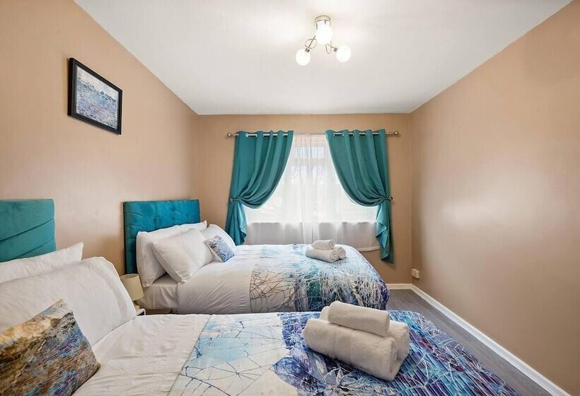 レジデンス Modern 3 Bed House In London Close To City Airport