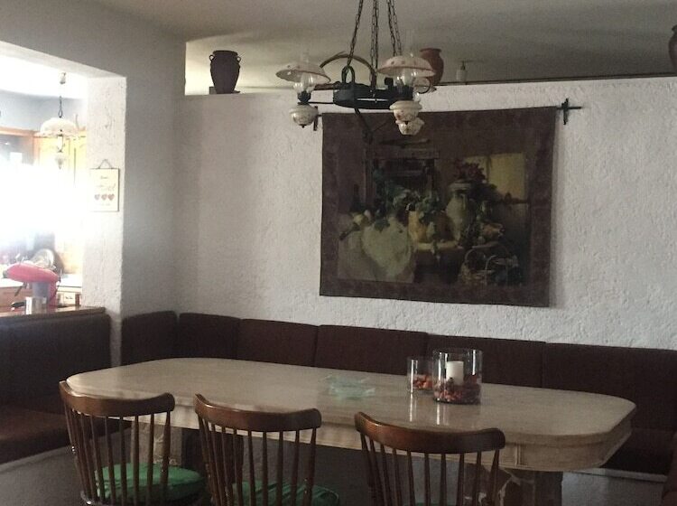 דירת נופש Remarkable 2 Bed House In Varnavas