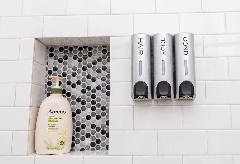 레지던스 Stylish Luxury Downtown Home