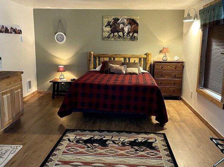 منتجع Travellers Rest Cabins And Rv Park