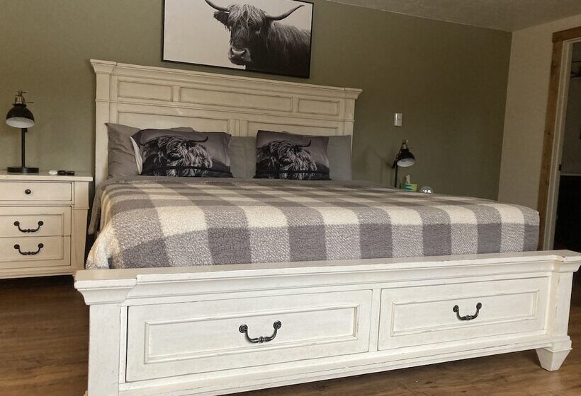 منتجع Travellers Rest Cabins And Rv Park