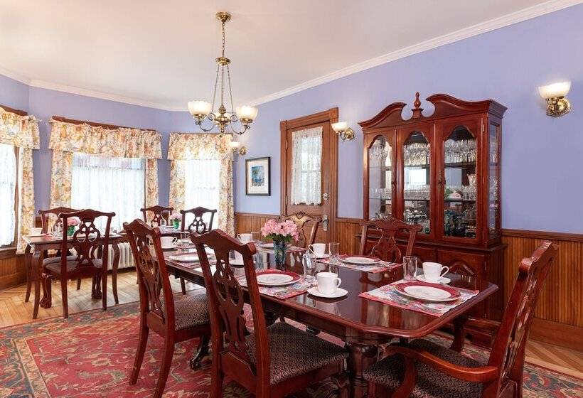 Sinclair Inn Bed And Breakfast